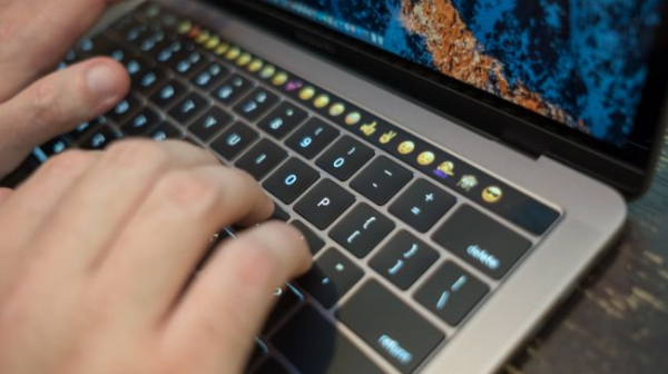 Обзор MacBook Pro 13 Touch Bar (Mid 2017)